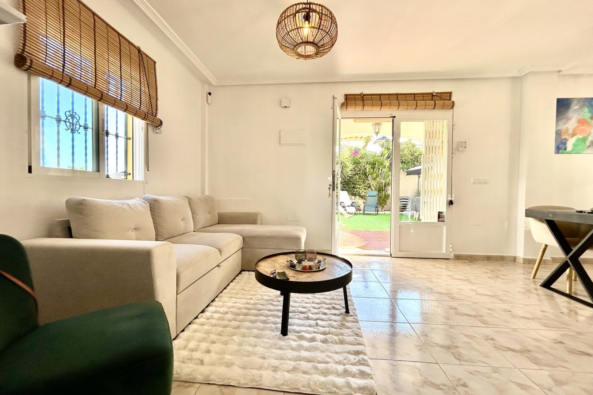 Resale - Villa - Villamartín