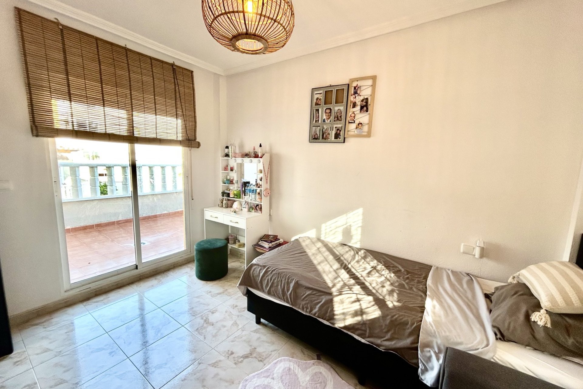 Resale - Villa - Villamartín