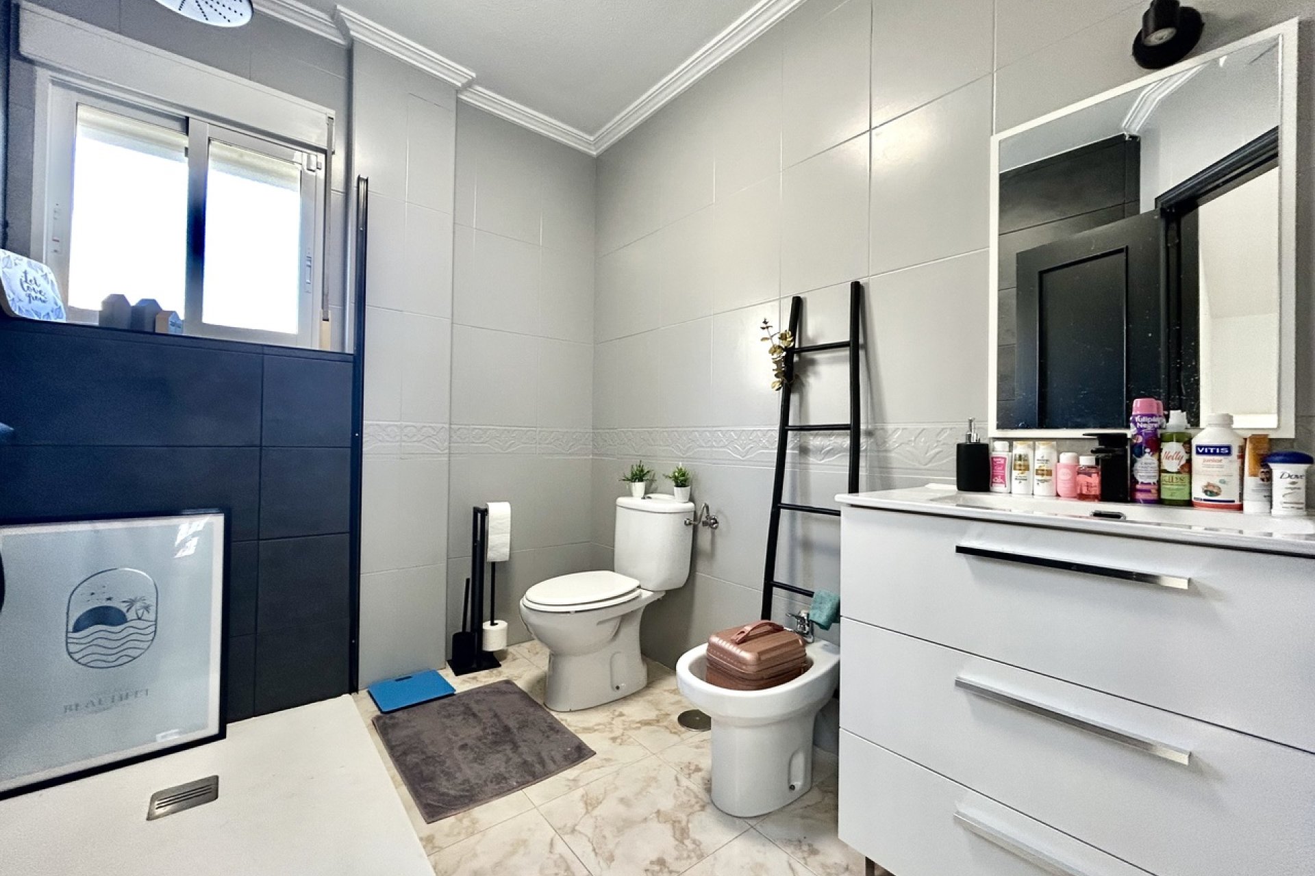 Resale - Villa - Villamartín