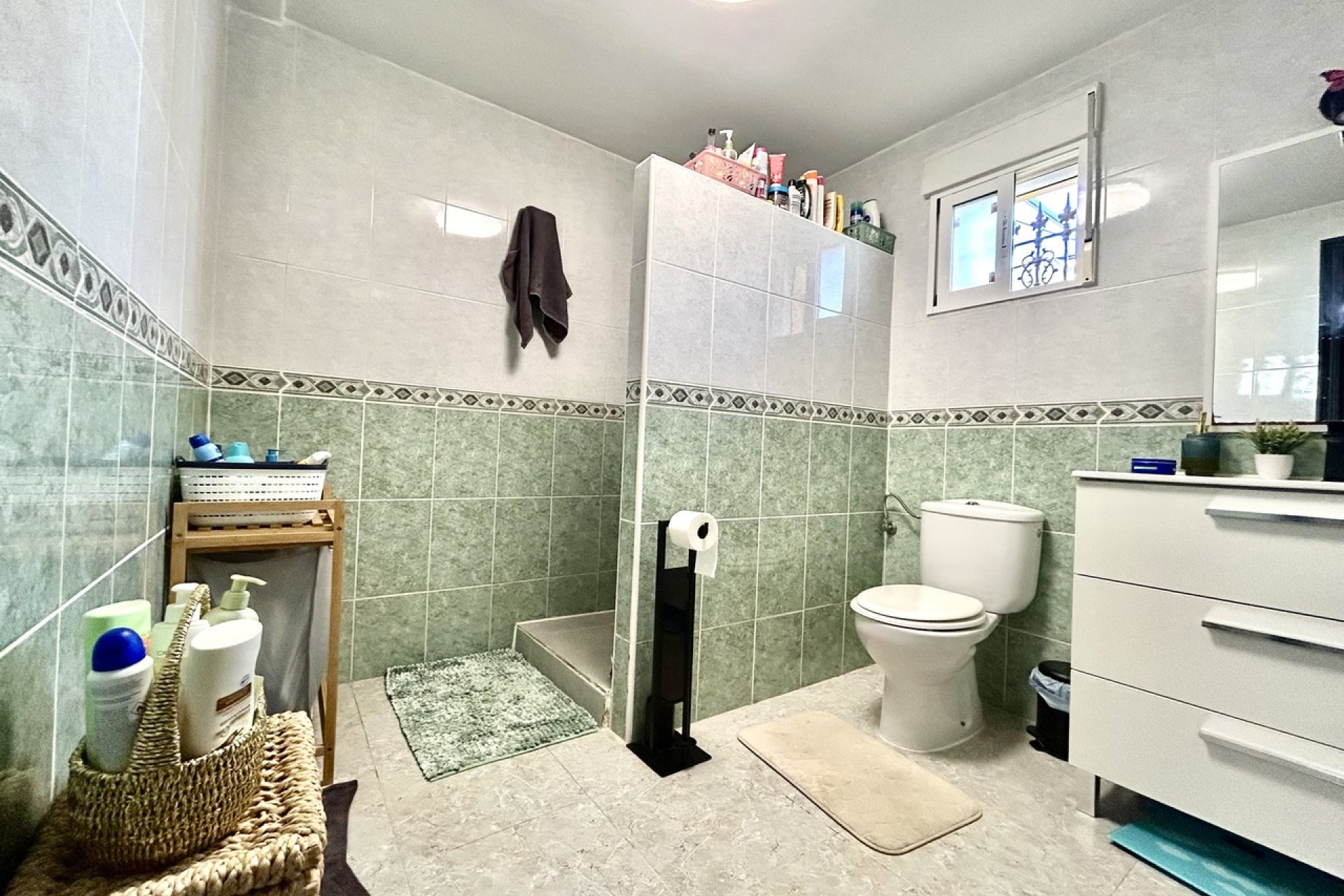 Resale - Villa - Villamartín