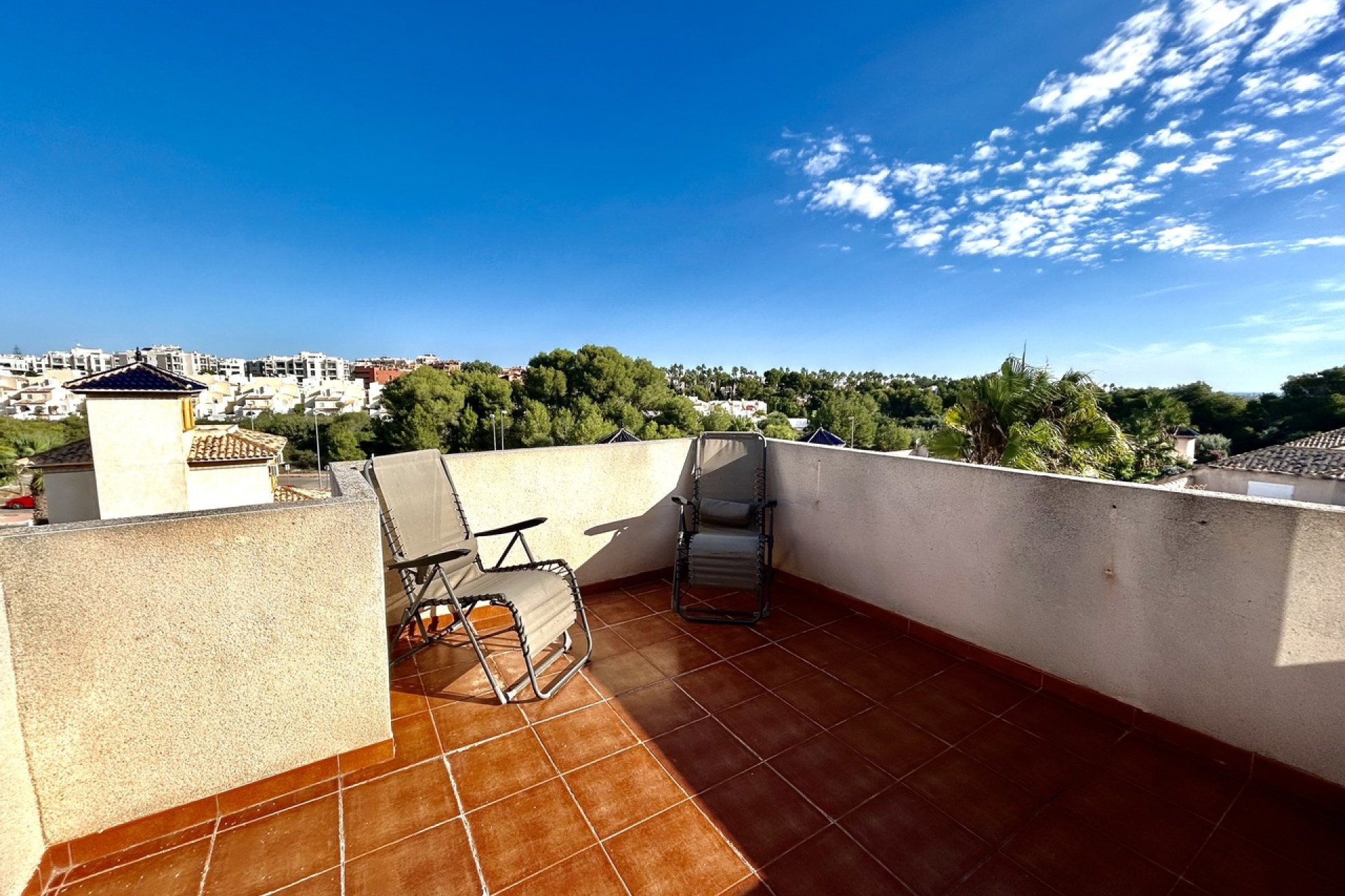 Resale - Villa - Villamartín