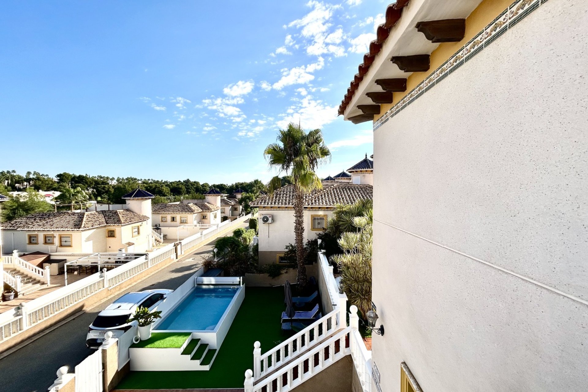Resale - Villa - Villamartín