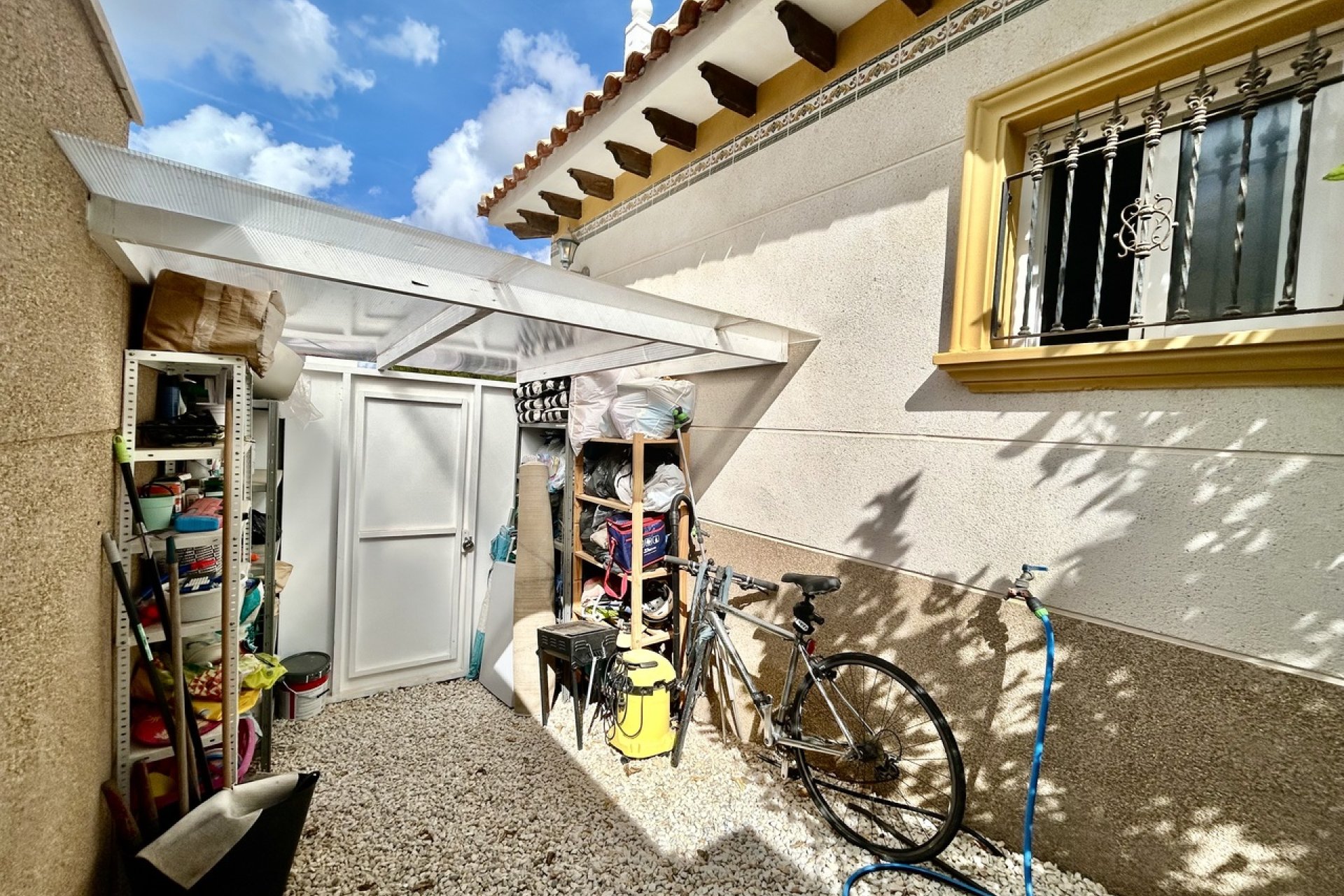 Resale - Villa - Villamartín