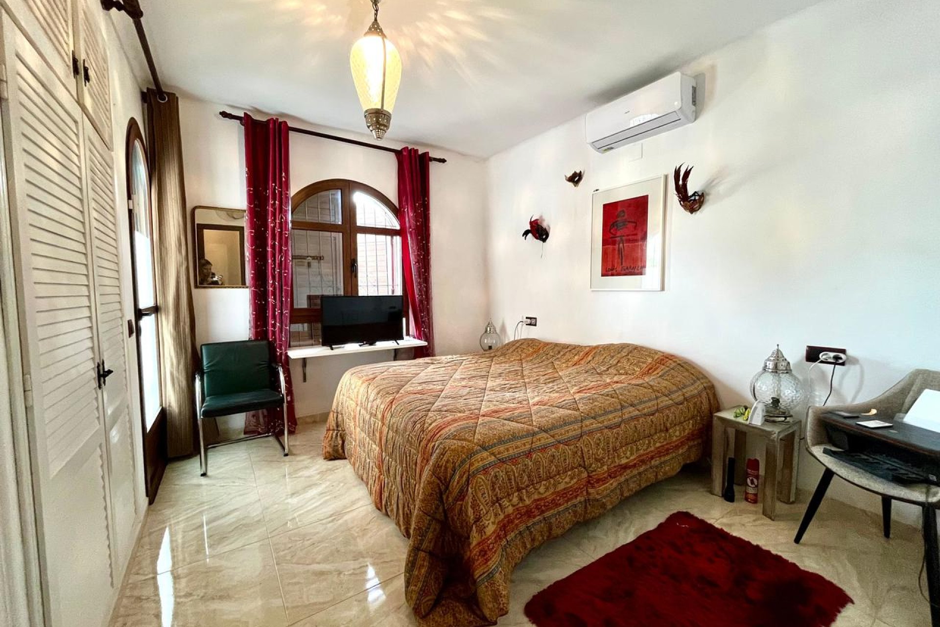 Resale - Villa - Villamartín