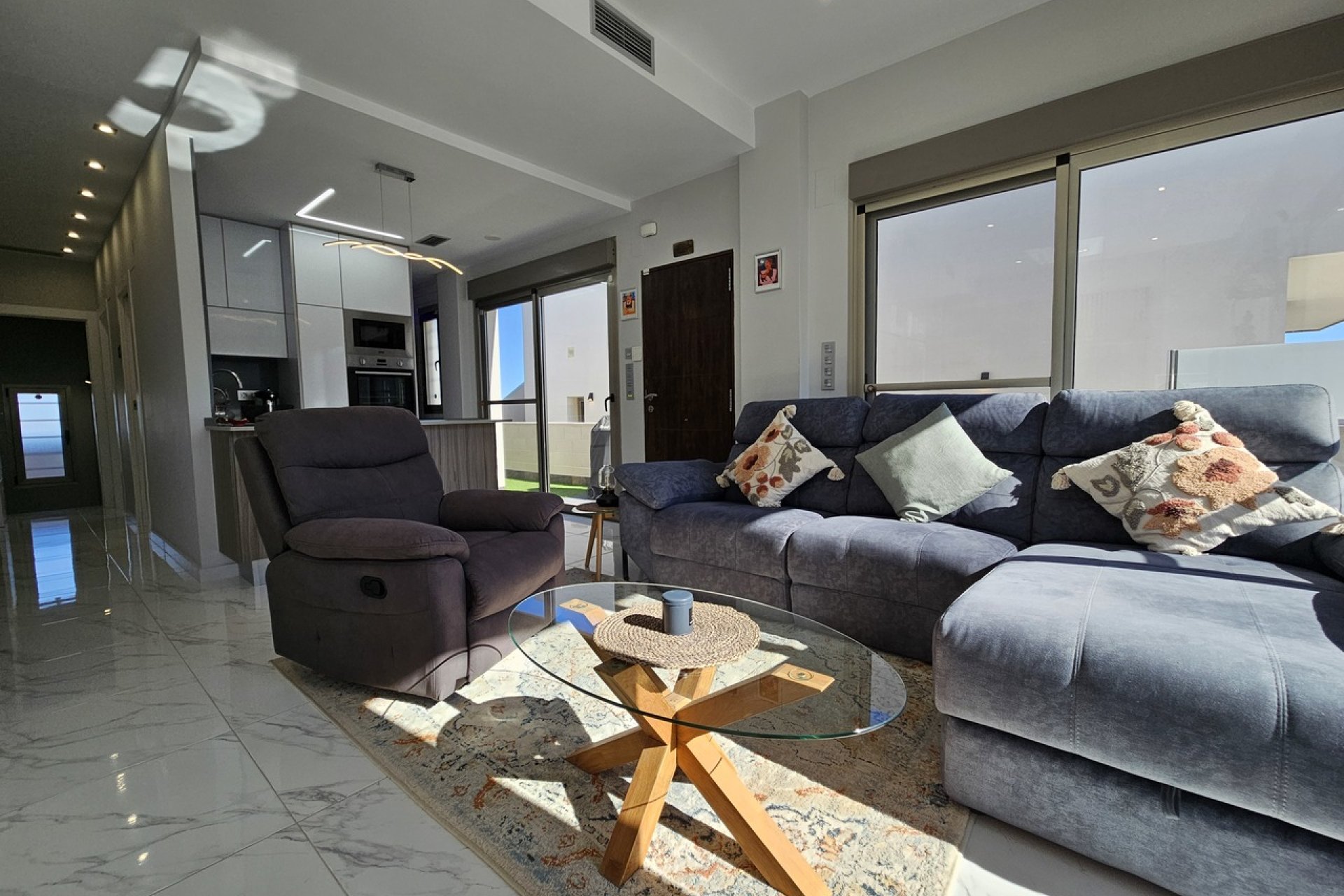 Resale - Villa - Villamartín