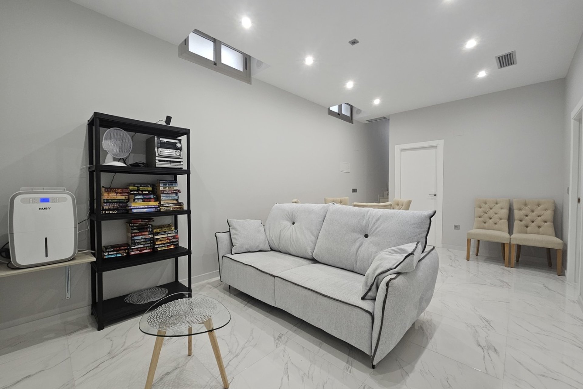 Resale - Villa - Villamartín