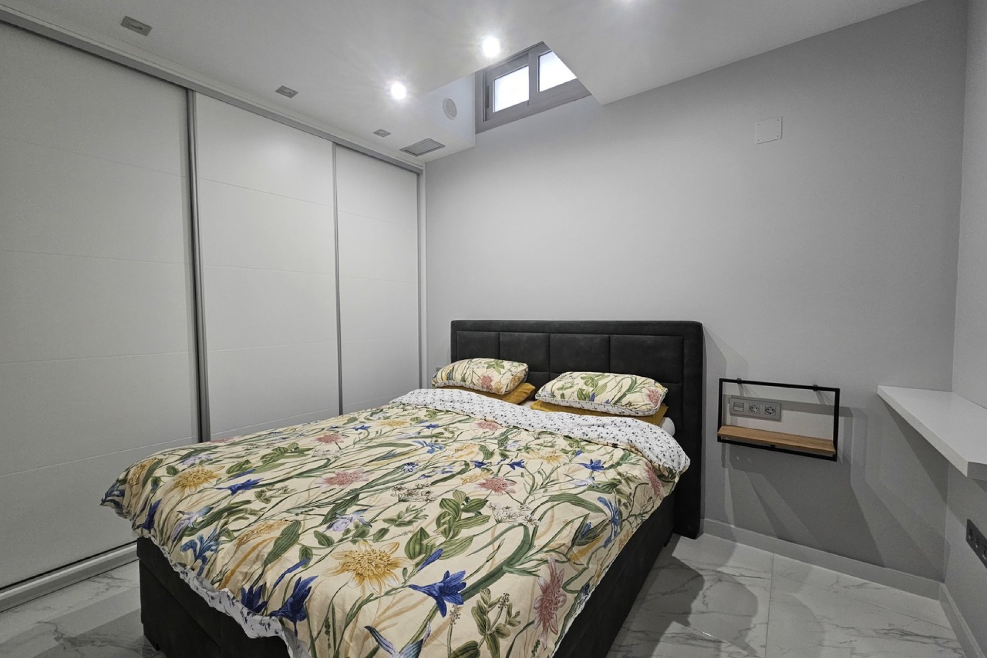 Resale - Villa - Villamartín