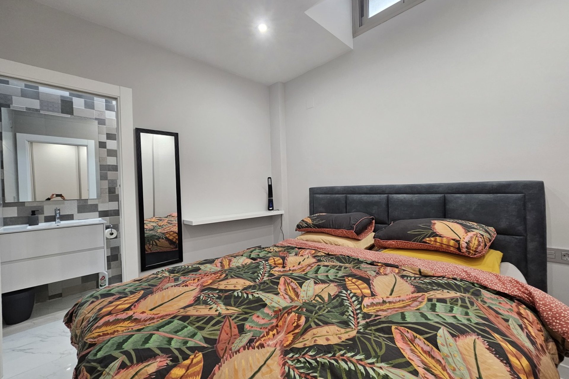 Resale - Villa - Villamartín