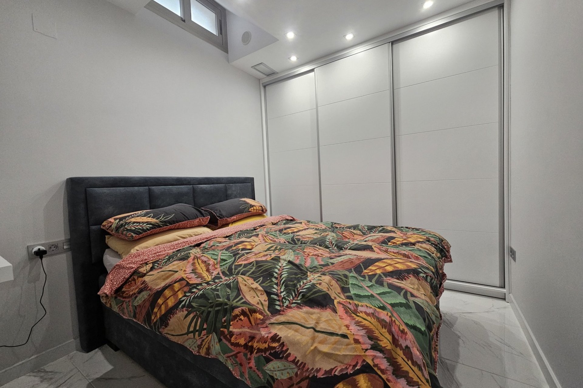 Resale - Villa - Villamartín