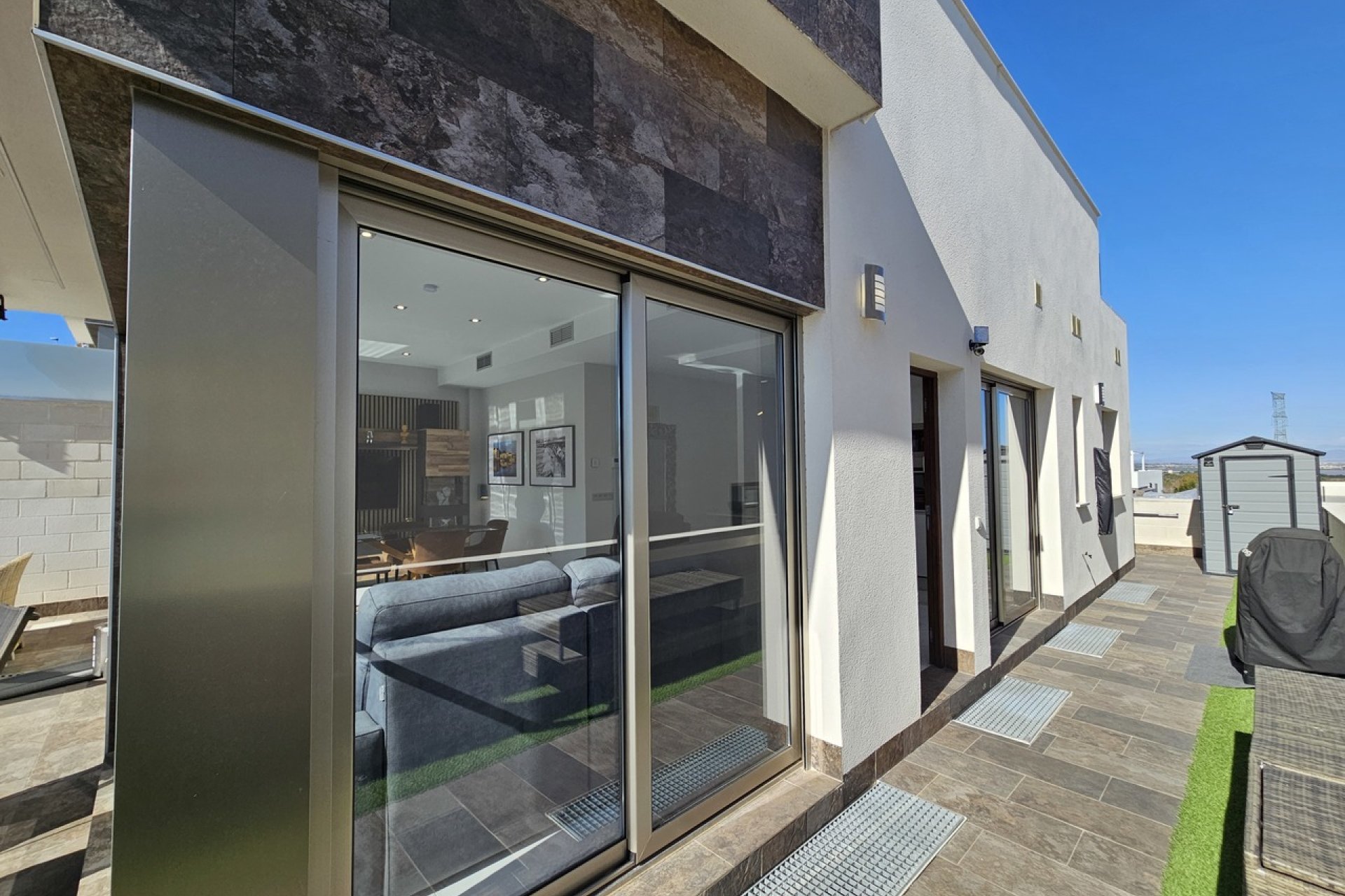 Resale - Villa - Villamartín