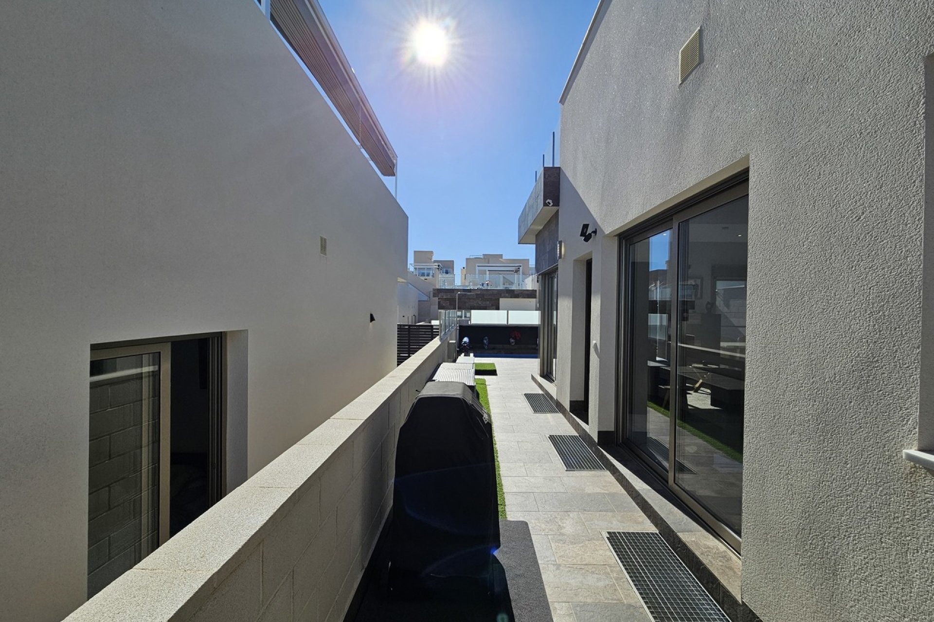 Resale - Villa - Villamartín