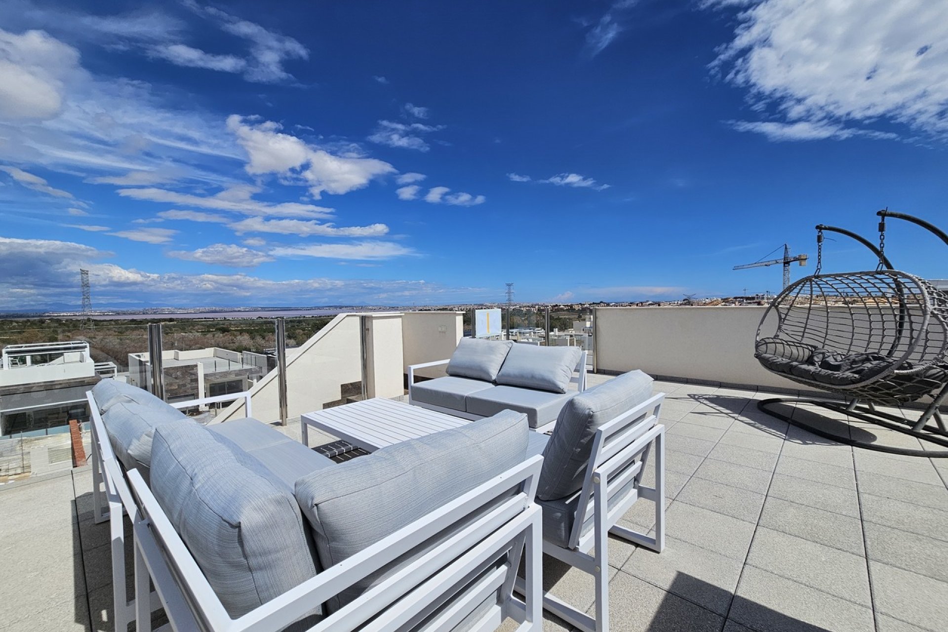 Resale - Villa - Villamartín