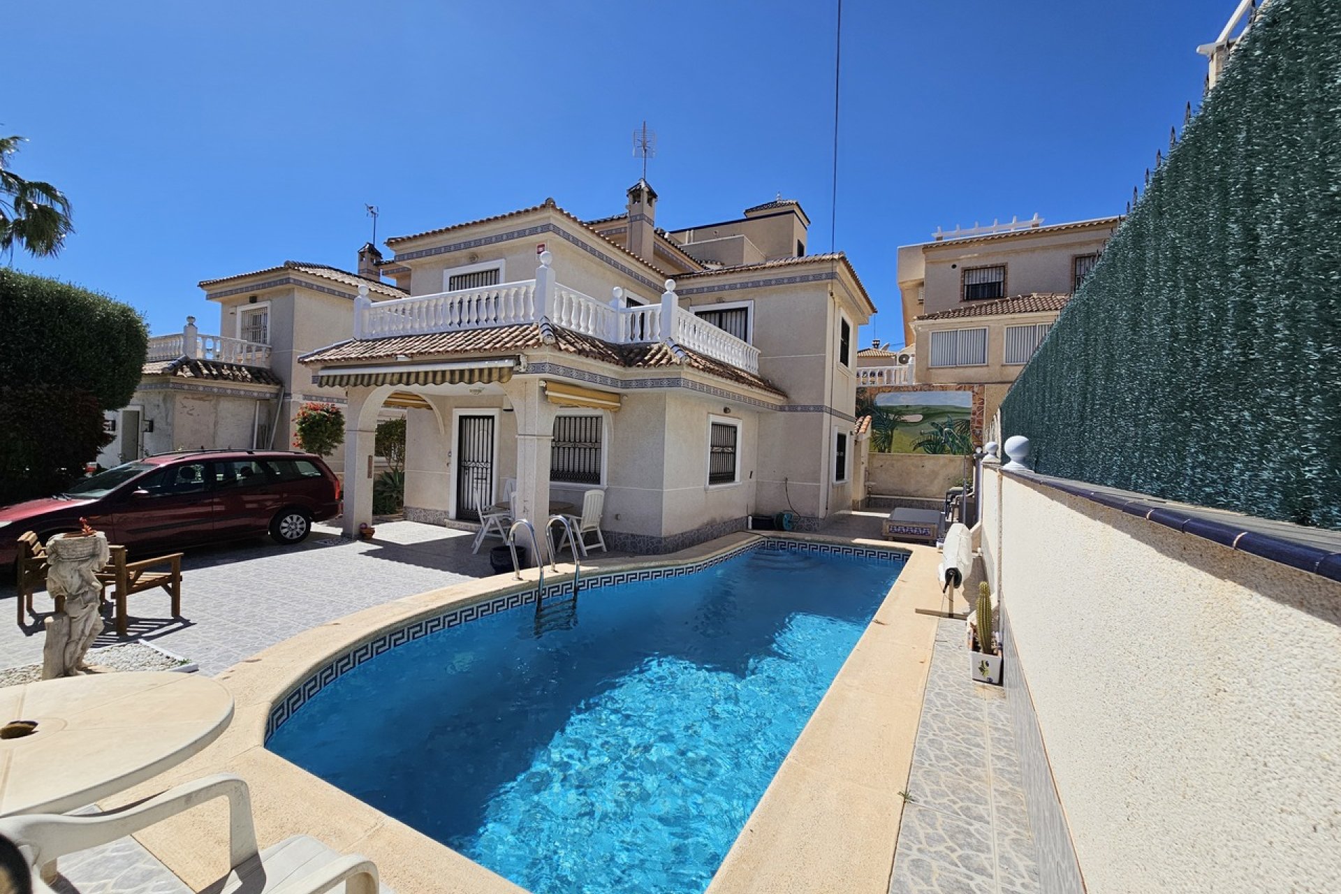 Resale - Villa - Villamartín