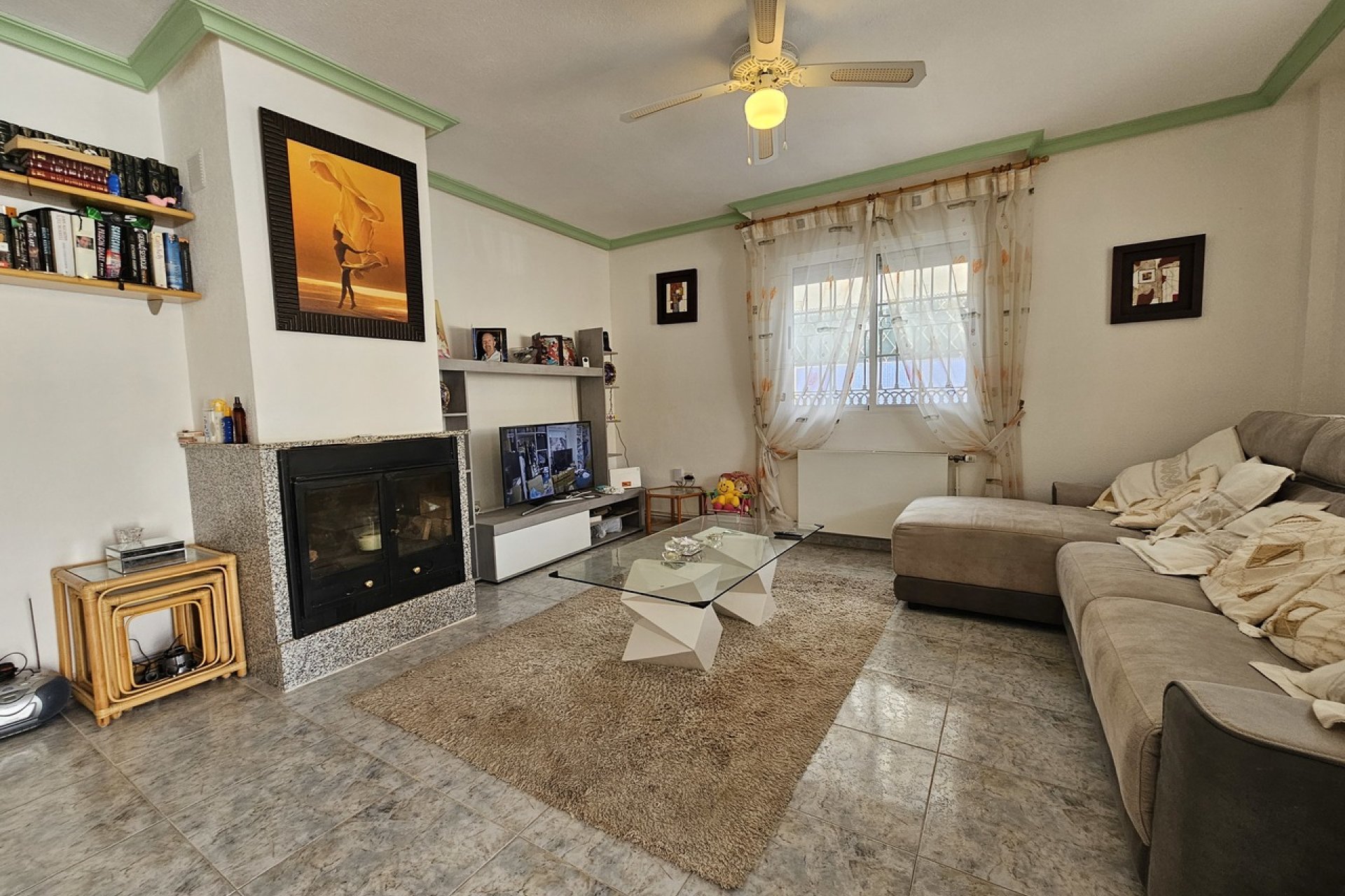 Resale - Villa - Villamartín