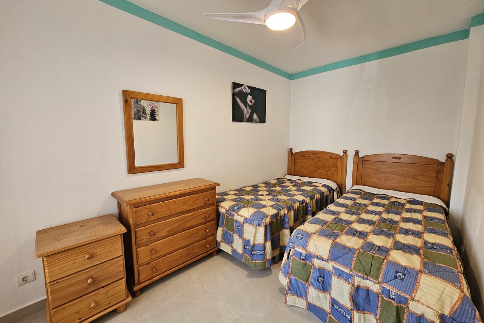 Resale - Villa - Villamartín
