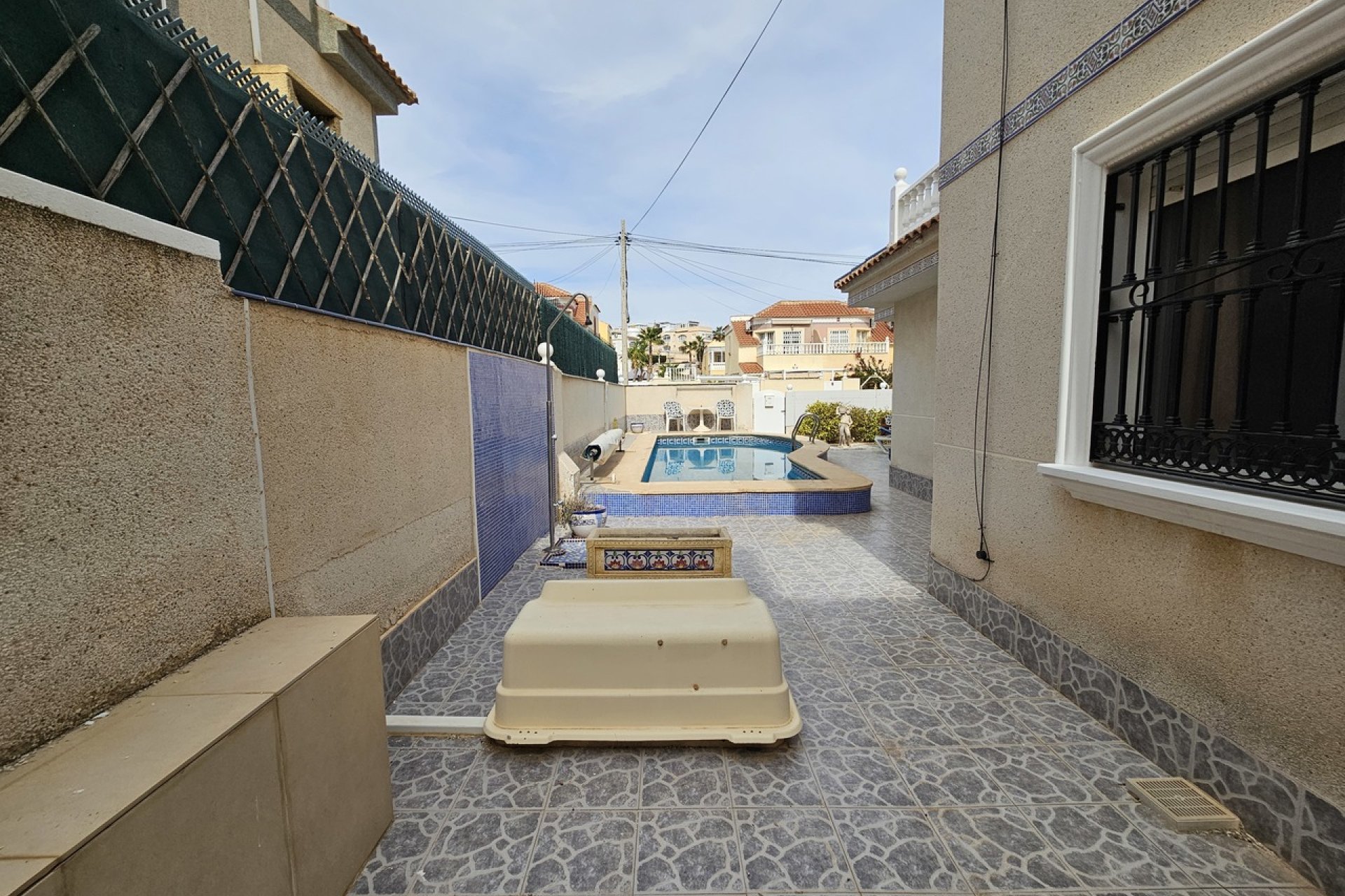 Resale - Villa - Villamartín