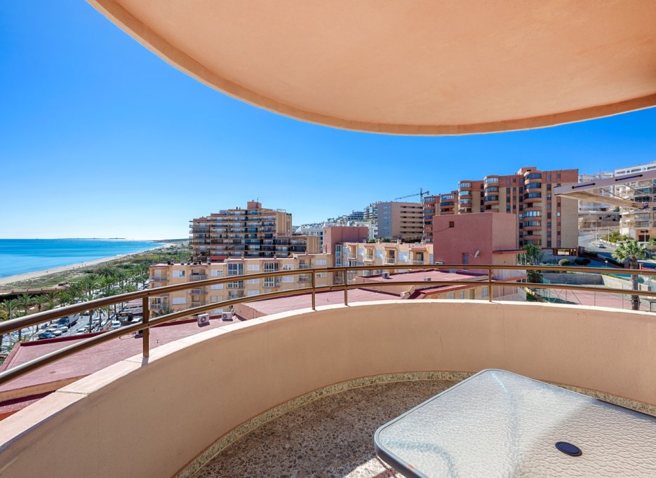 Revente - Apartment - Arenales del Sol - Segunda linea playa
