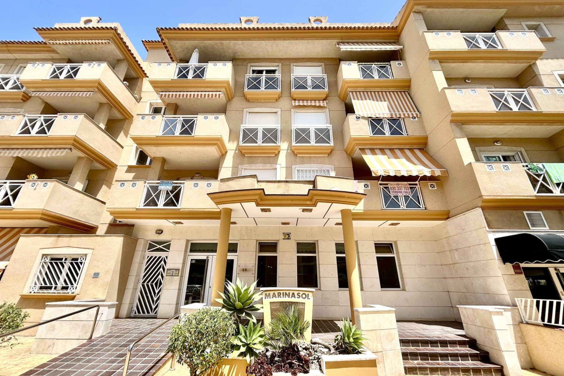 Revente - Apartment - Cabo Roig