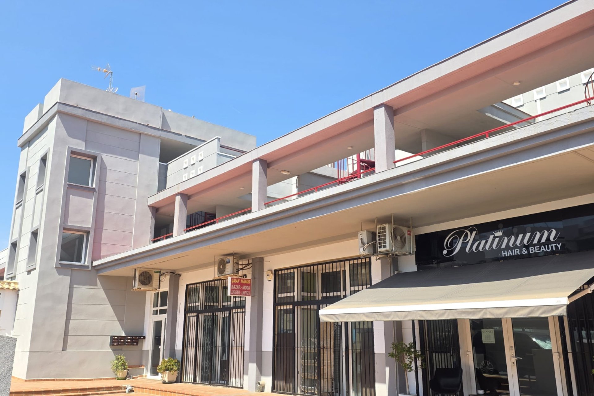 Revente - Apartment - Villamartín - El Galan