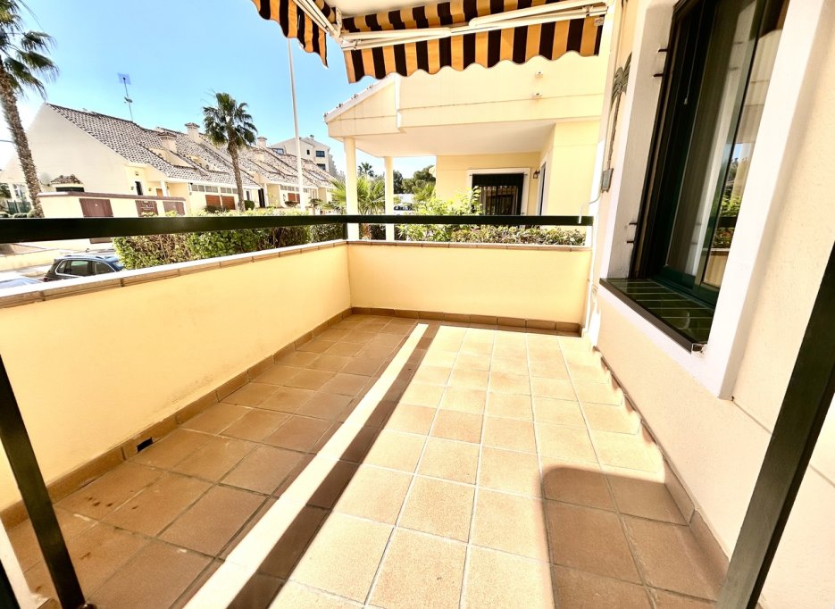 Revente - Apartment - Villamartín
