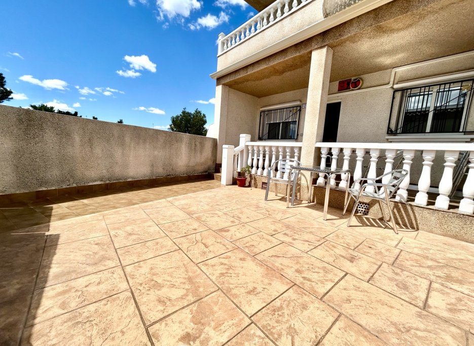 Revente - Apartment - Villamartín