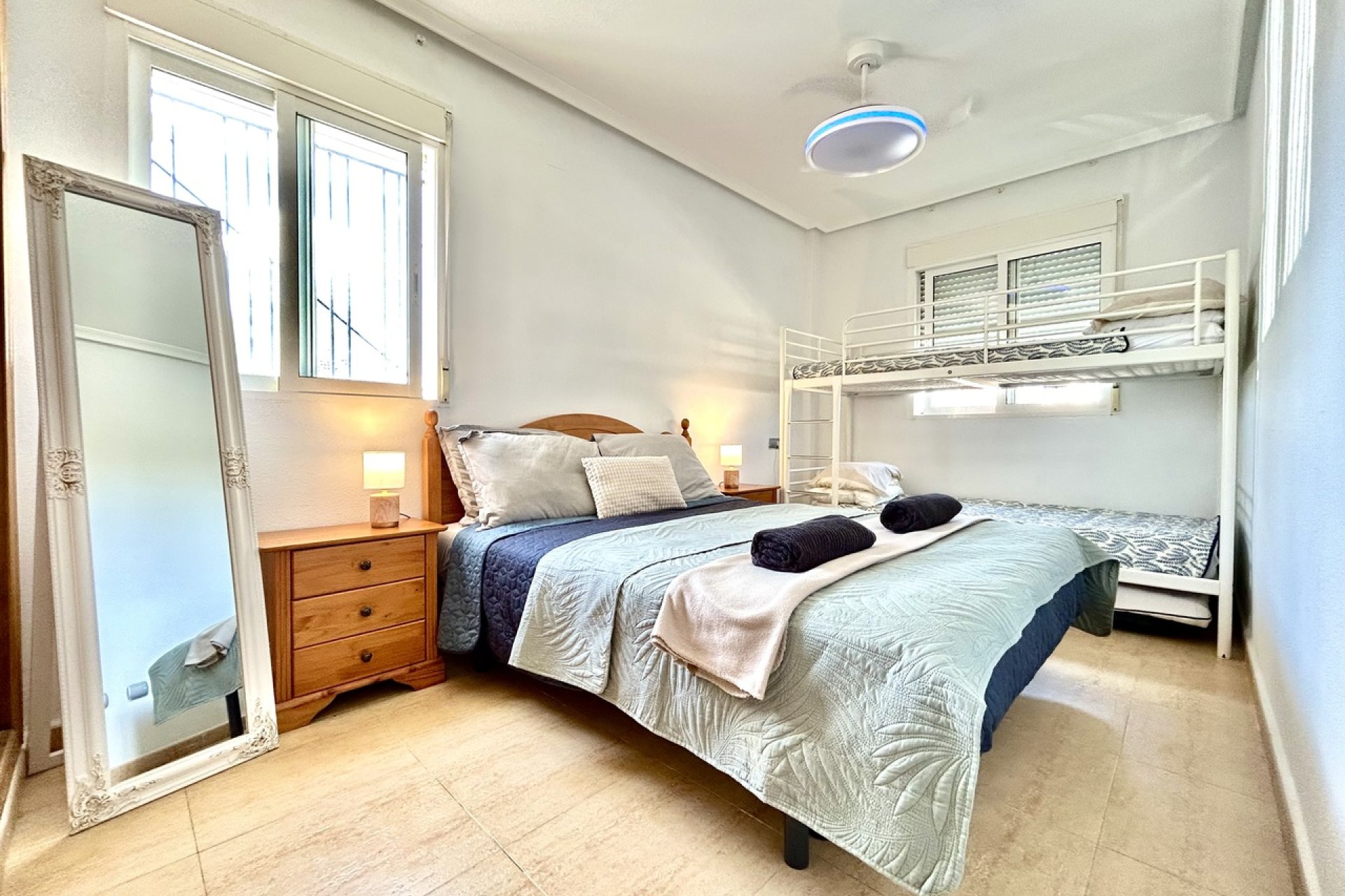 Revente - Apartment - Villamartín