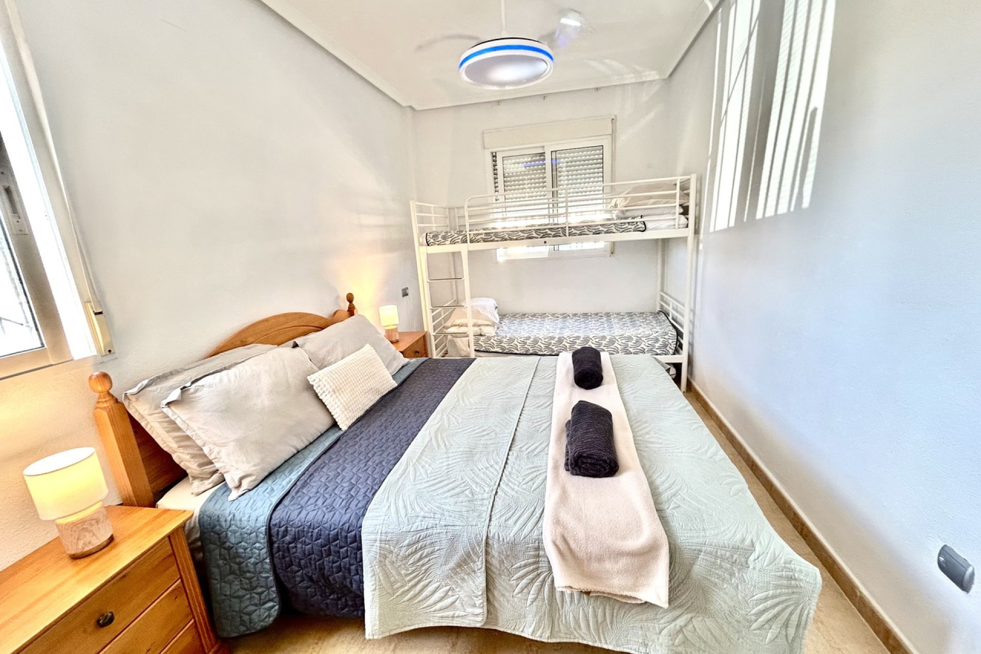 Revente - Apartment - Villamartín