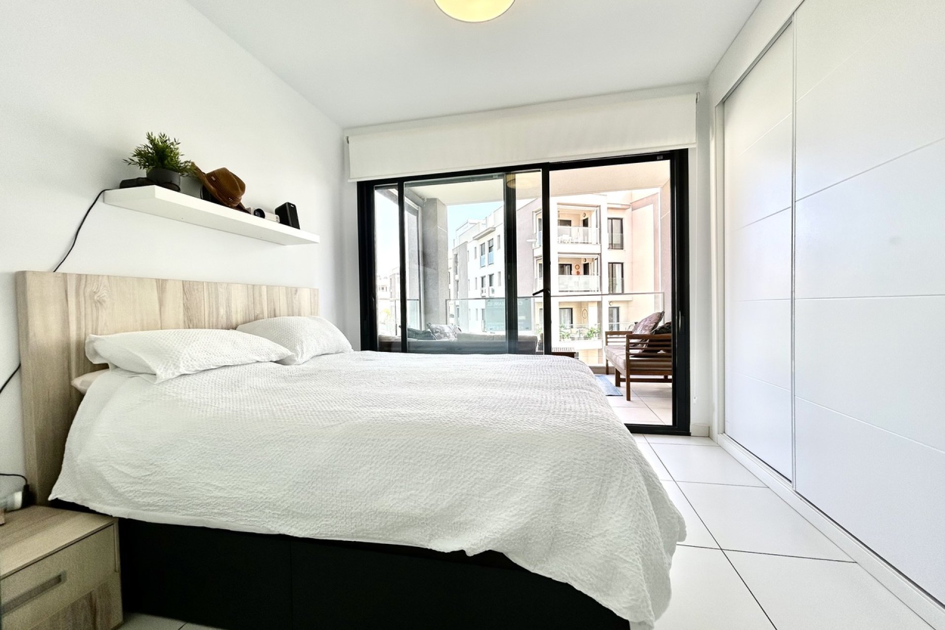 Revente - Apartment - Villamartín