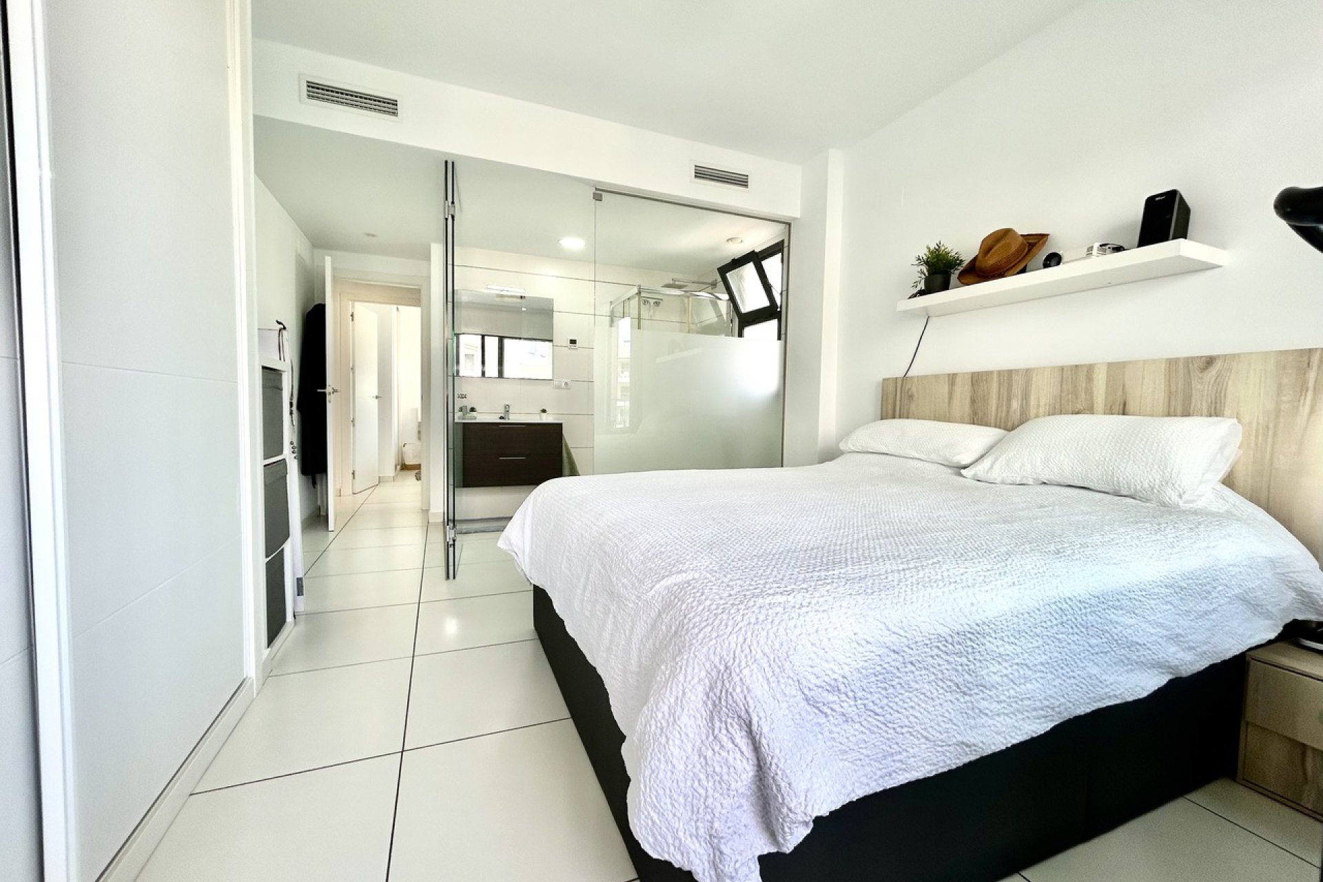 Revente - Apartment - Villamartín