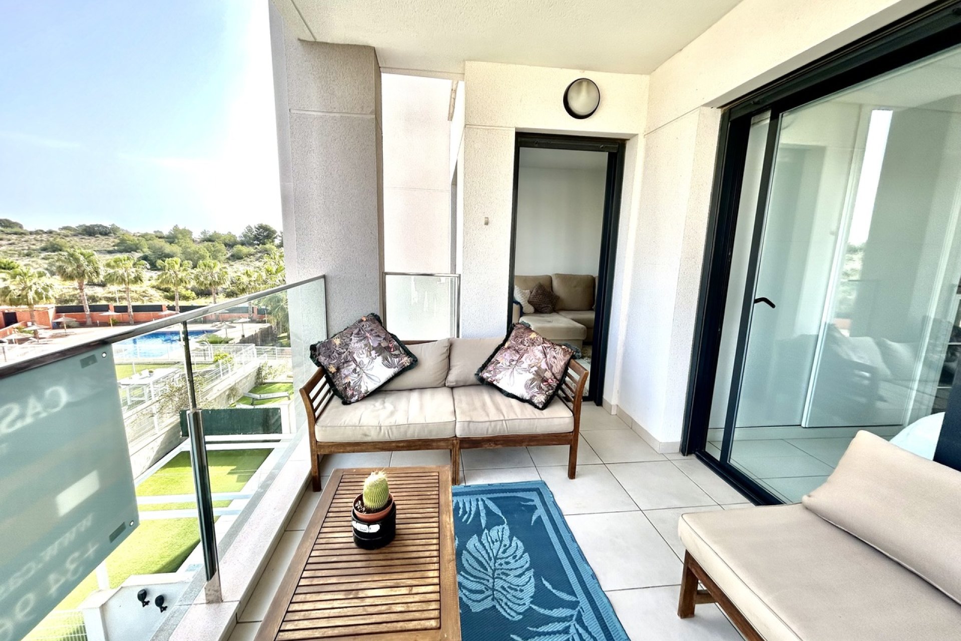 Revente - Apartment - Villamartín