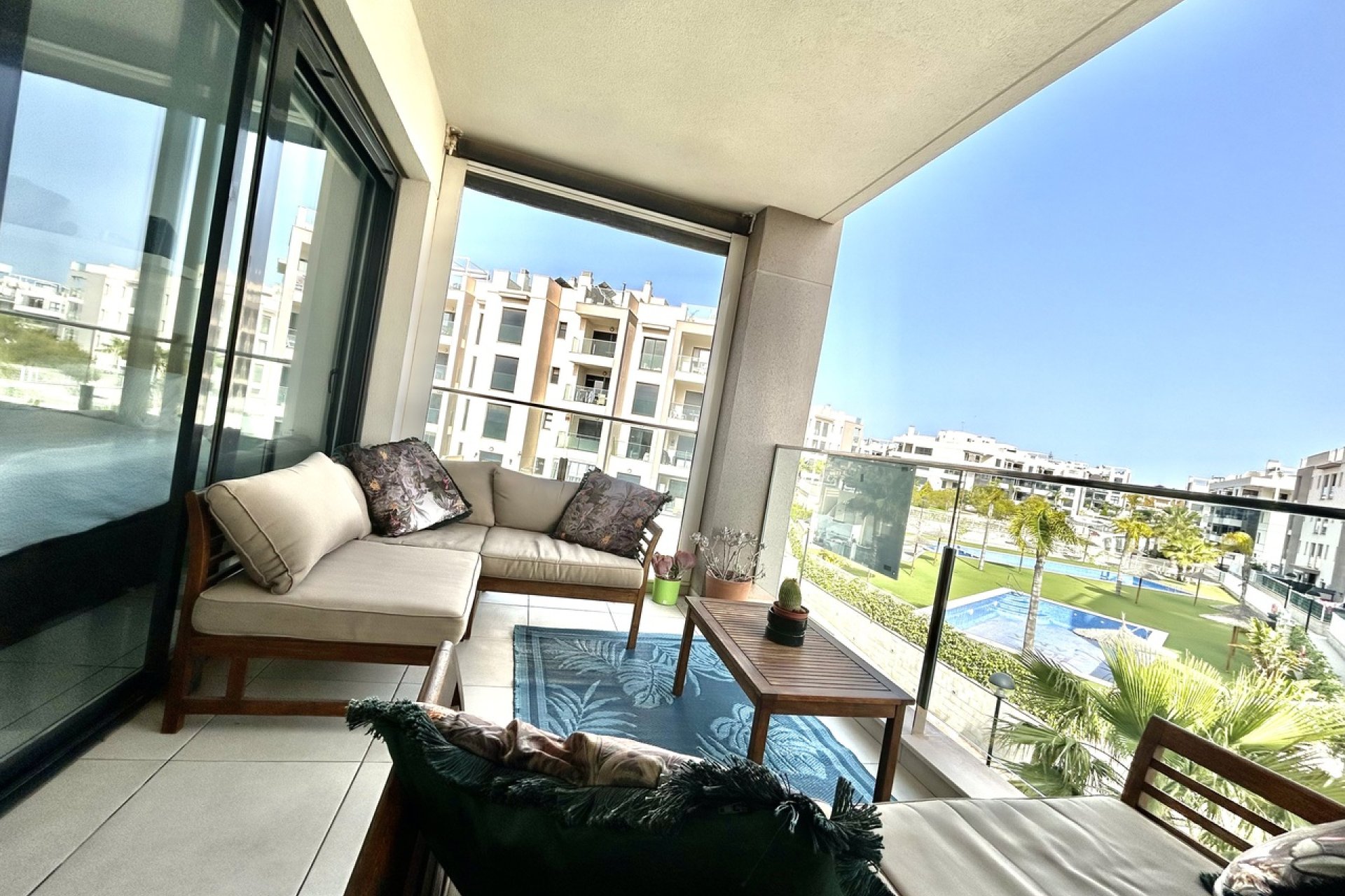 Revente - Apartment - Villamartín