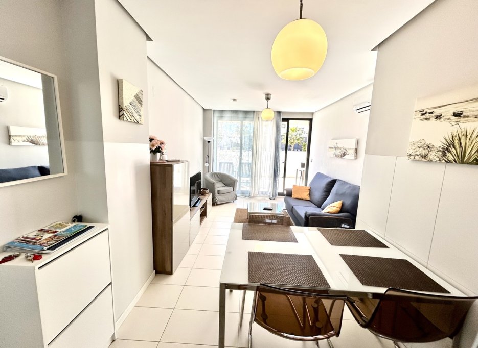 Revente - Apartment - Villamartín