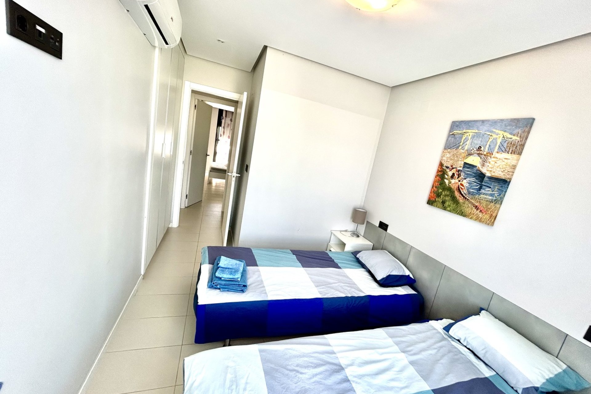 Revente - Apartment - Villamartín