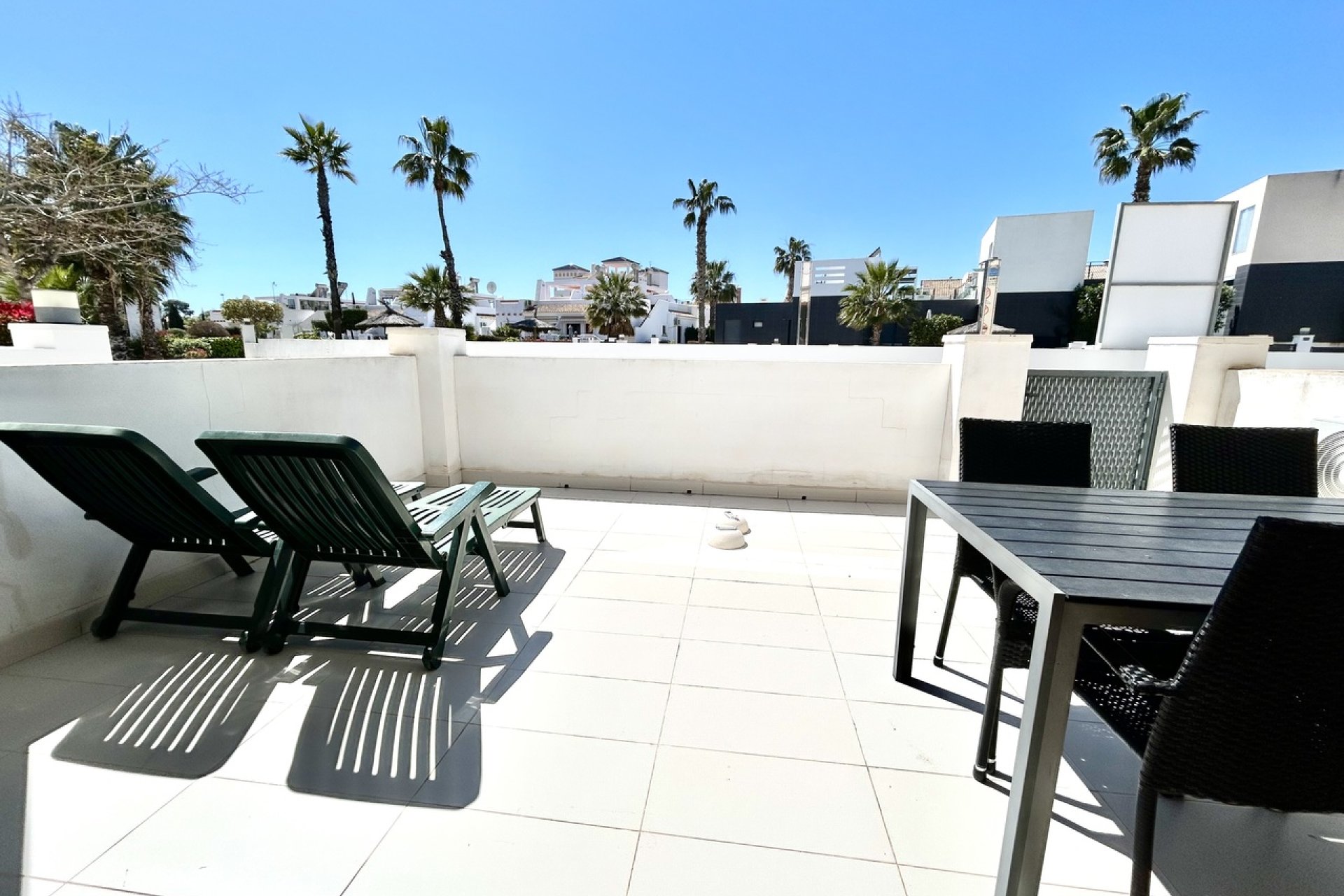 Revente - Apartment - Villamartín