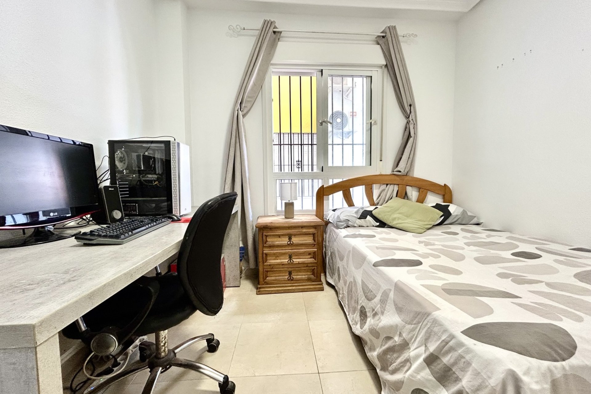 Revente - Apartment - Villamartín