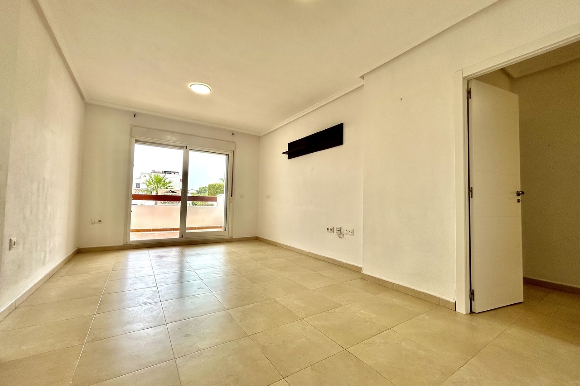 Revente - Apartment - Villamartín