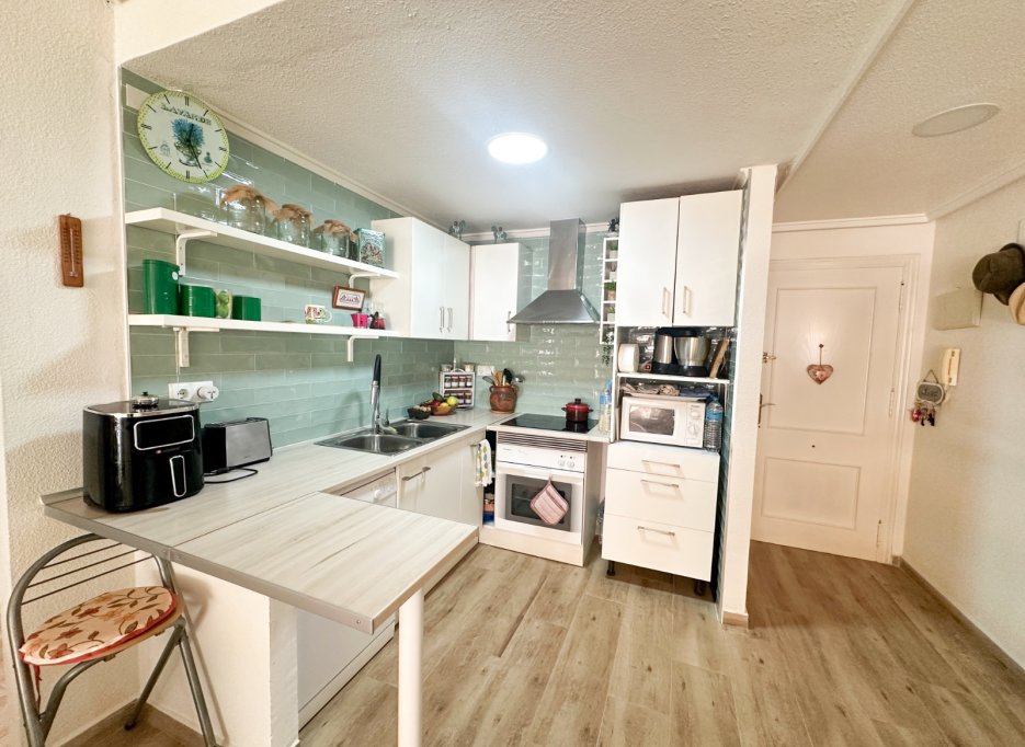 Revente - Appartement - Torrevieja - Centro