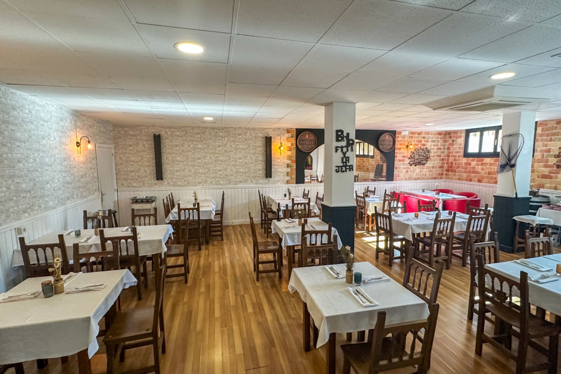 Revente - Commercial - Torrevieja - Nueva Torrevieja - Aguas Nuevas
