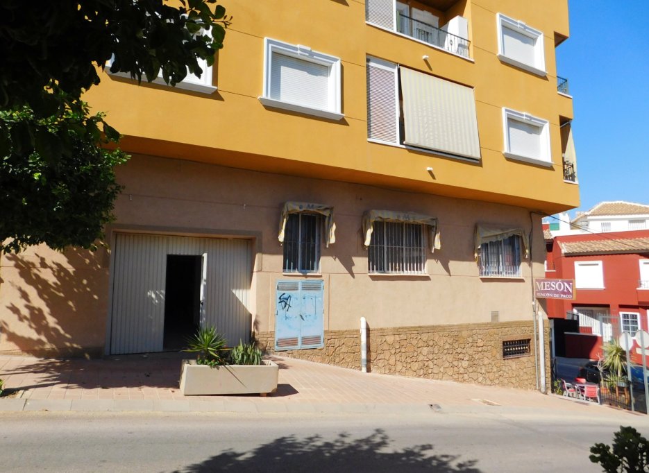 Revente - Commercial Unit - San Miguel de Salinas