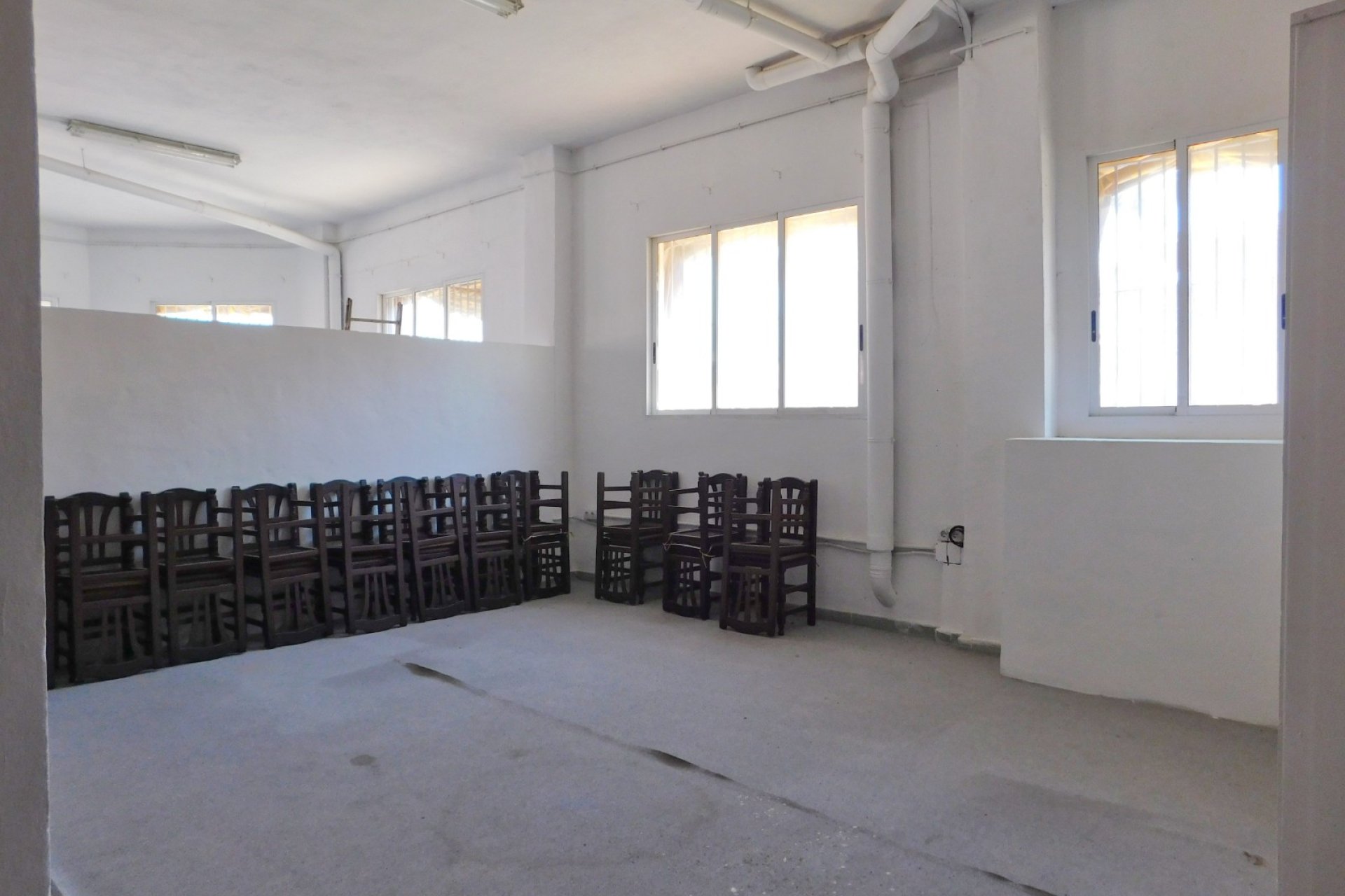 Revente - Commercial Unit - San Miguel de Salinas