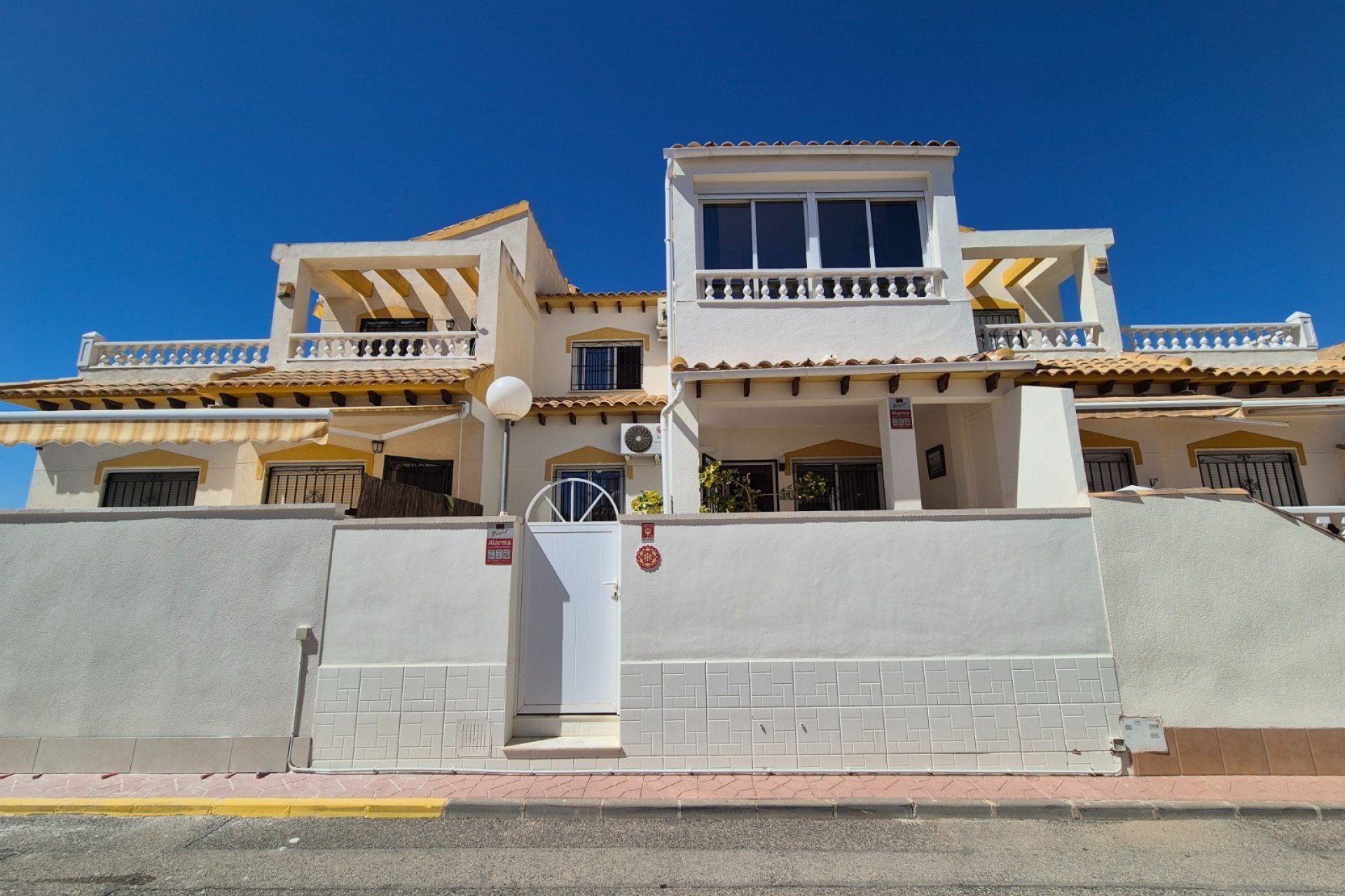 Revente - Maison de ville - Alicante - La Florida