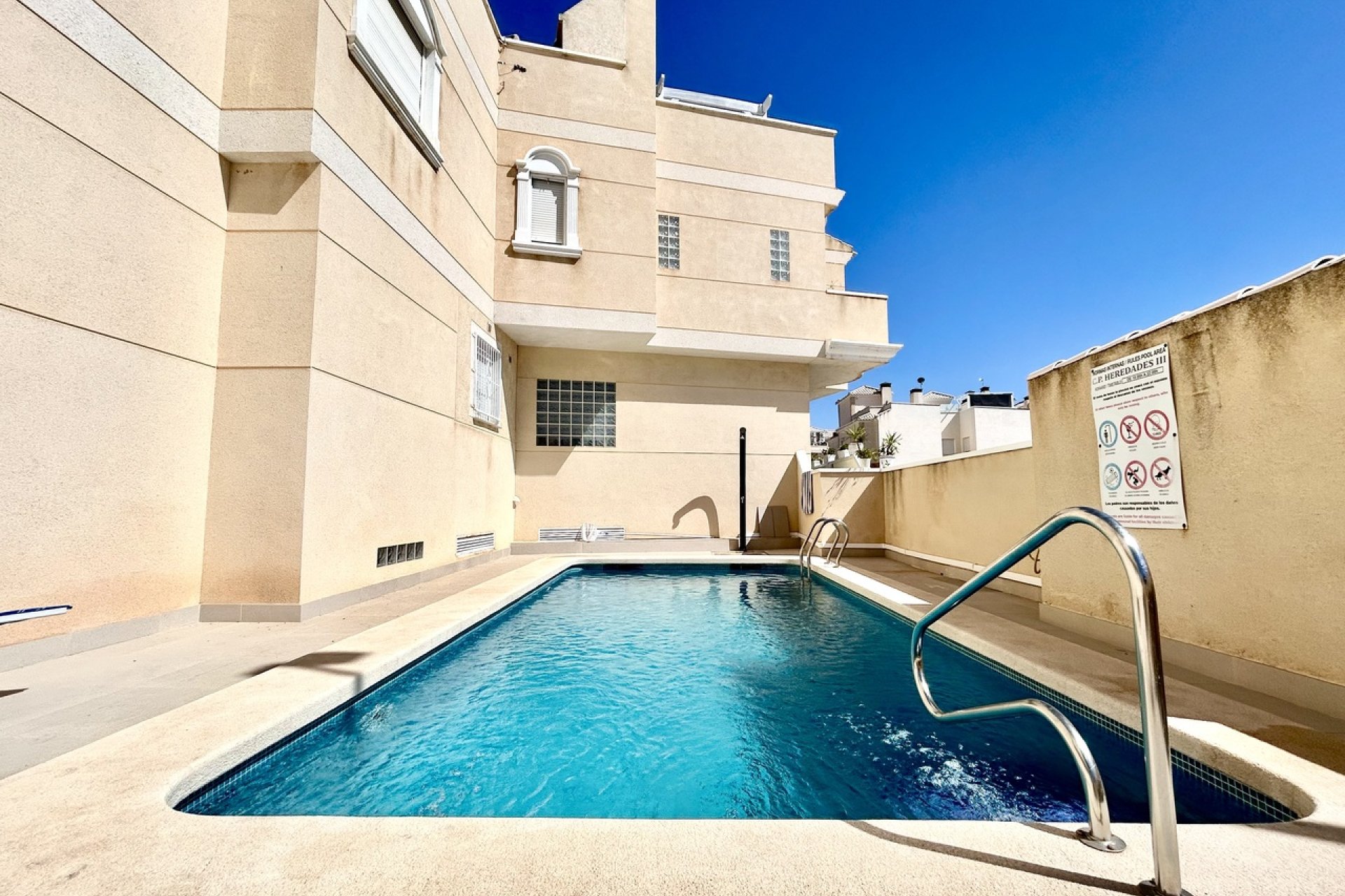 Revente - Maison de ville - Formentera del Segura