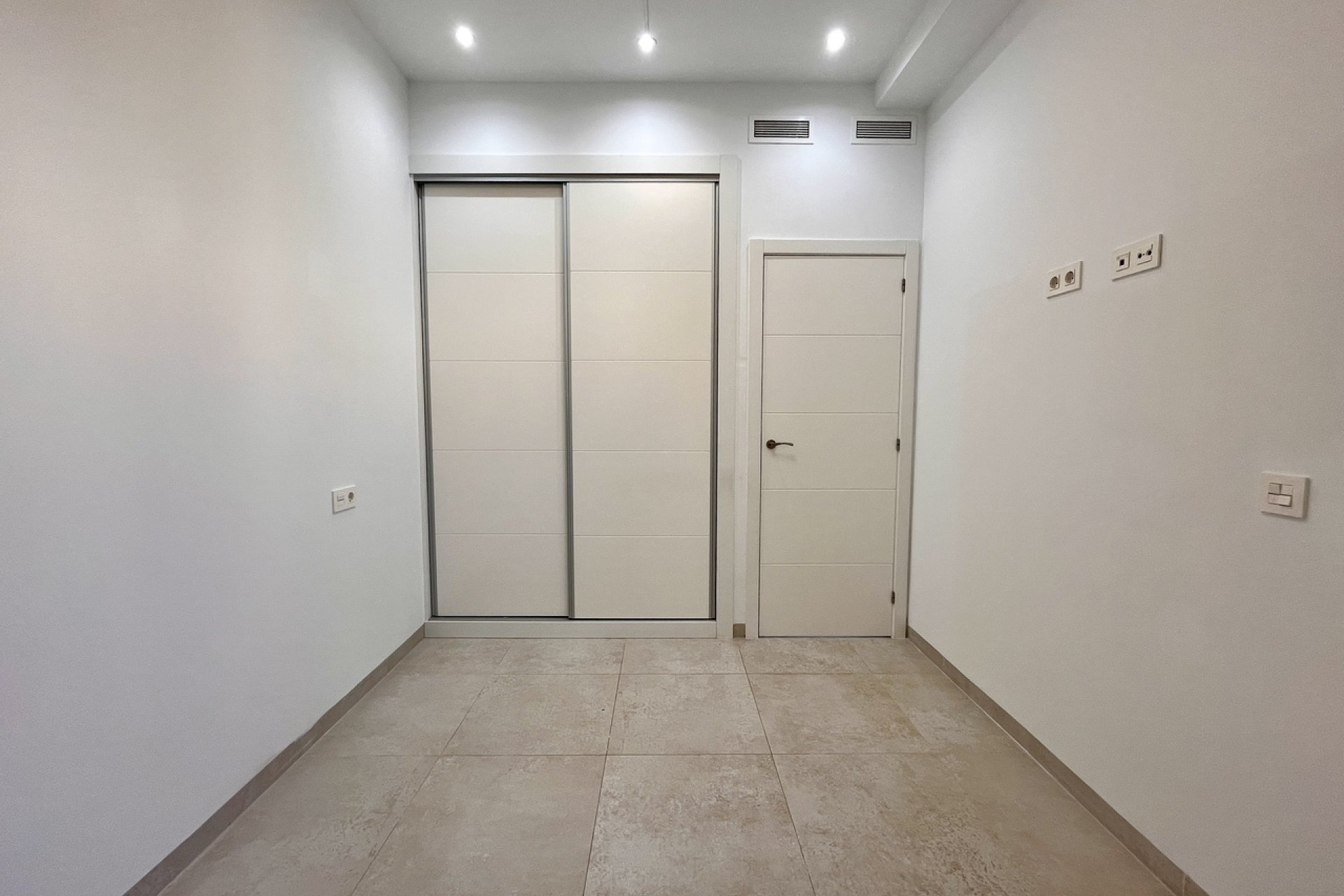 Revente - Maison de ville - Villamartín