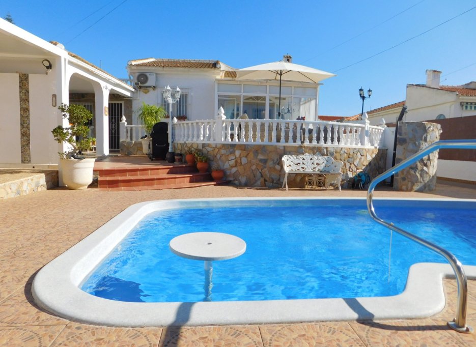 Revente - Semi - Detached Villa - Torrevieja - San Luis