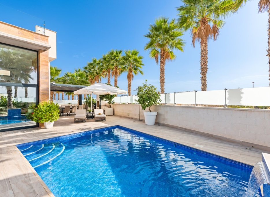 Revente - Villa - Cabo Roig