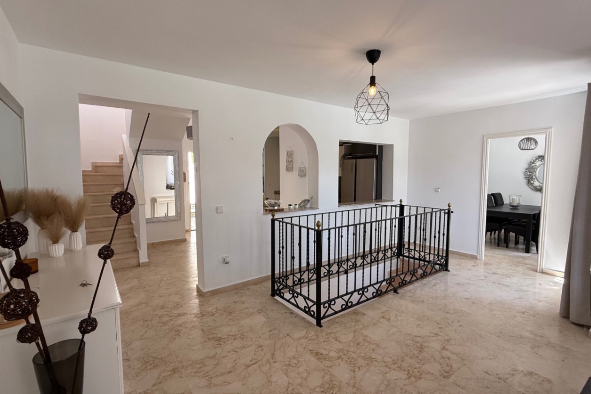 Revente - Villa - Orihuela Costa - Campos de Golf