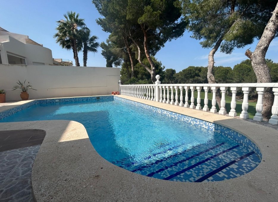 Revente - Villa - Orihuela Costa - Lomas De Campoamor-las Ramblas