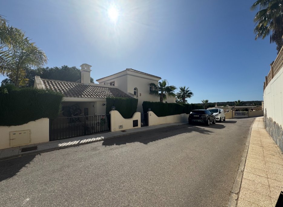 Revente - Villa - Orihuela Costa - Lomas De Campoamor-las Ramblas