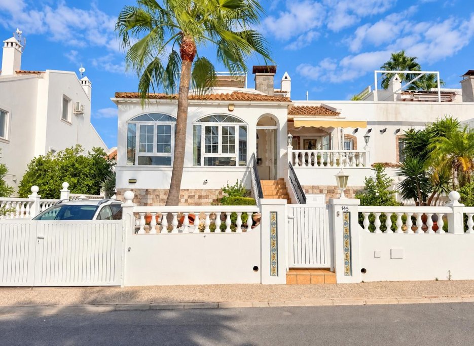 Revente - Villa - Orihuela Costa