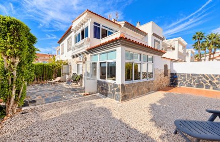 Semi - Detached Villa - Videresalg - Alicante - La Florida
